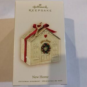Hallmark Keepsake New Home Ornament 2007